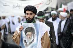 طلاب استان سمنان هتک حرمت به قرآن را محکوم کردند