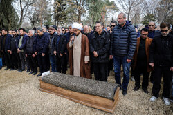 مراسم تشییع و خاکسپاری رضا رویگری