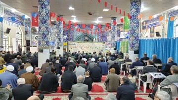 مراسم جشن ولادت امام حسین (ع) و روز پاسدار در دیلم برگزار شد