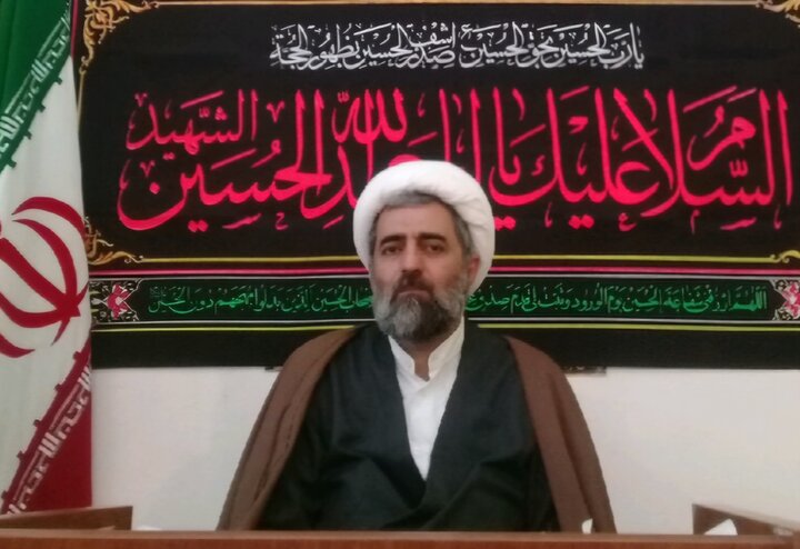 فاضل: هدف دشمن تغییر هویت ملی جوانان و نوجوانان ایران است فاضل: هدف دشمن تغییر هویت ملی جوانان و نوجوانان ایران است