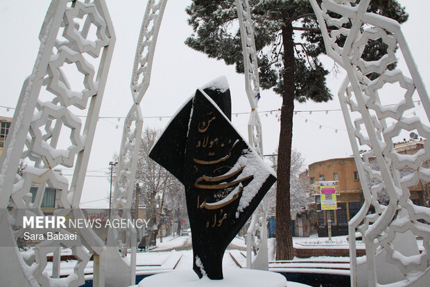 کرمانشاه در قاب برف؛ زمستان شهر را سفیدپوش کرد