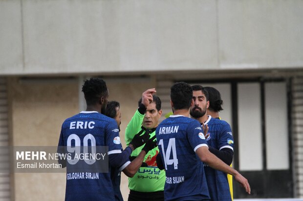 لیگ برتر فوتبال ایران گل گهر سیرجان و فجرشهید سپاسی