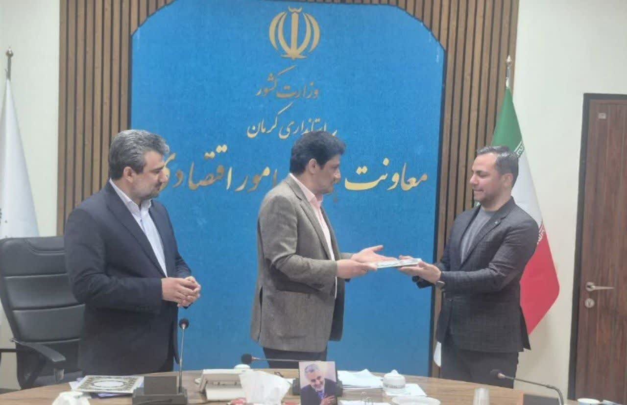 سالاری: کرمان به عنوان شریک تجاری روسیه نقش آفرینی کند