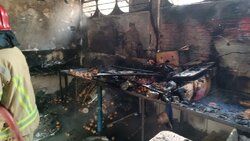 حریق مغازه میوه فروشی در مشهد مهار شد 