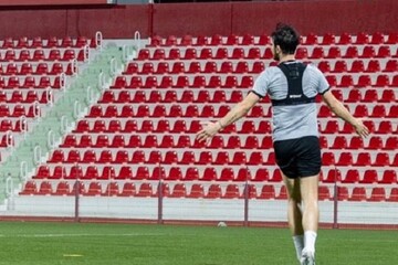 آزمون مهاجم اصلی شباب الاهلی باقی می‌ماند