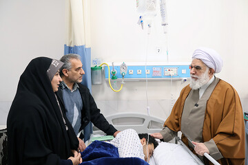 عیادت نماینده مقام معظم رهبری از مجروحان فراجا در اغتشاشات اخیر