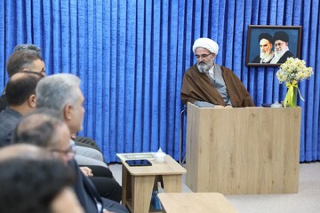 حضرت عباس(ع) نقطه اوج و مصداق تامّ و تمام ولایتمداری است