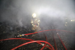 مهار حریق منزل مسکونی در منطقه فکوری مشهد