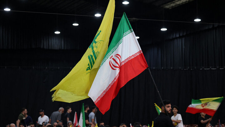  حزب الله يدعو لتجمع جماهيري تضامناً مع ايران وتنديداً بالاساءة لقائد الثورة الاسلامية