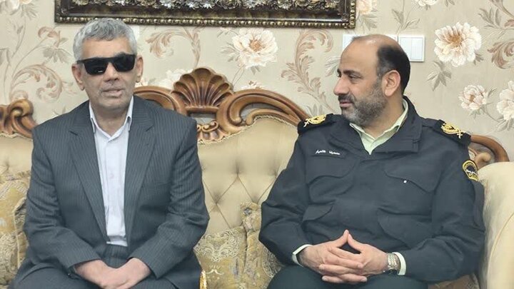 جانبازان، شهدای زنده و پرچمداران ایثار هستند جانبازان، شهدای زنده و پرچمداران ایثار هستند