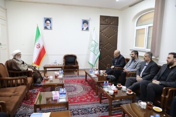 استمرار انقلاب اسلامی مرهون ارتباط با ائمه معصومین(ع) و معنویات است