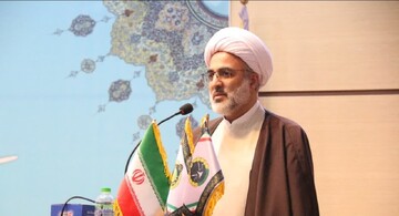 حجت‌الاسلام بهمن: موظفیم حقایق را برای مردم تبیین کنیم