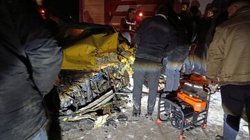 محبوبی: برخورد دو خودرو در محور ماکو به آواجیق ۲ مصدوم برجای گذاشت