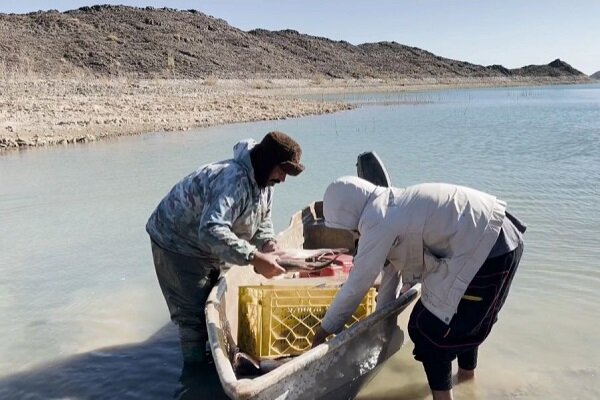 صید ماهی از منابع آبی و سدهای شهرستان مهرستان صید ماهی از منابع آبی و سدهای شهرستان مهرستان