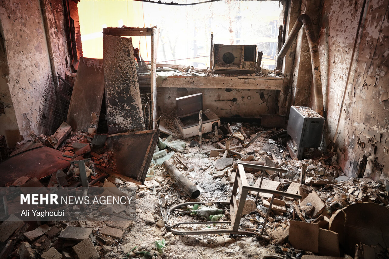 شعرخوانی حجتالاسلام باقیزاده در خصوص اغتشاشات اخیر در رشت شعرخوانی حجتالاسلام باقیزاده در خصوص اغتشاشات اخیر در رشت