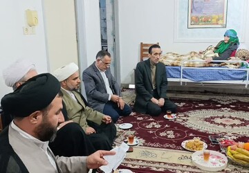 شهدا و خانواده‌های آنان نظام جمهوری اسلامی را بیمه کرده‌اند