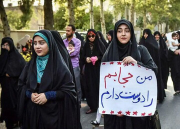 حجاب؛تولید داخلی و چالش بقا در بازار متلاطم پوشاک