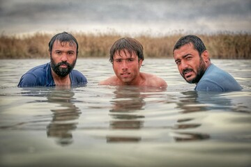 حذف «پل» و «غوطه‌ور» از هشتمین روز آرای مردمی  جشنواره فیلم فجر