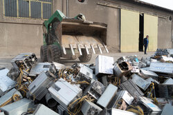 خسارت ۵ مگاواتی ماینرهای غیرمجاز به شبکه برق مشهد