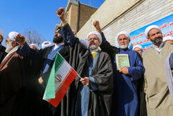 اجتماع طلاب و روحانیون قزوین در دفاع از قرآن و ولایت