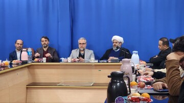 بستر مناسب برای میدانداری نیروهای فرهنگی و هنری فراهم شود