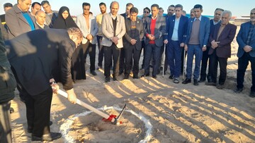 بیابان‌زدایی در ۷۵۰ هکتار از دشت سجزی اصفهان آغاز شد