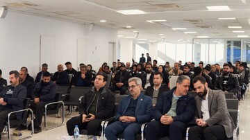 زنبورداری نوین؛ راهکاری برای اشتغال پایدار مددجویان کرمانشاه