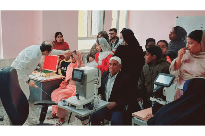 ارائه خدمات درمانی رایگان در رودان به همت بسیج جامعه پزشکی