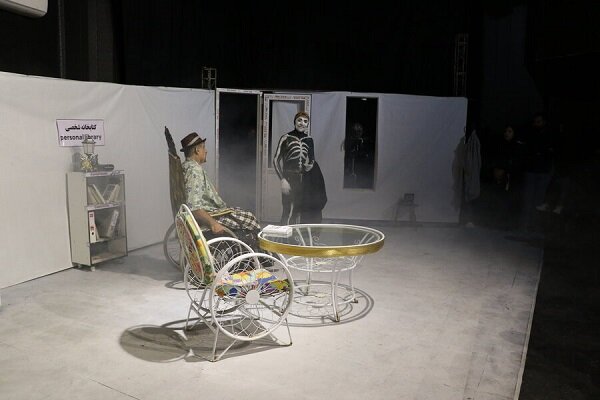 حضور ۲۰۰ هنرمند دارای معلولیت در جشنواره تئاتر فجر حضور ۲۰۰ هنرمند دارای معلولیت در جشنواره تئاتر فجر