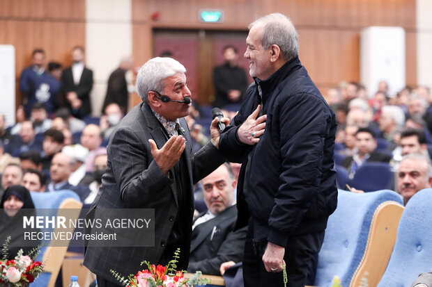 همایش ملی تکریم خیرین مدرسه‌ساز