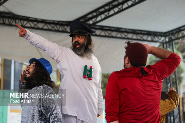 پنجمین روز جشنواره تئاتر خیابانی فجر