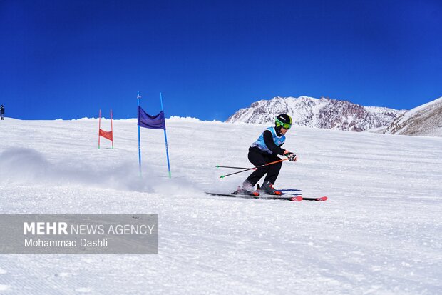 مسابقات اسکی آلپاین قهرمانی کشور در اردبیل