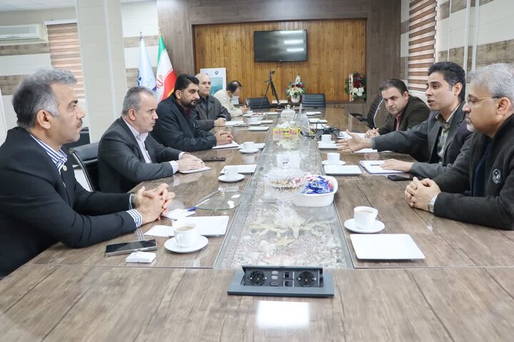 مدیرکل شیلات بوشهر: ناظران دامپزشکی در اسکلهها مستقر میشوند مدیرکل شیلات بوشهر: ناظران دامپزشکی در اسکلهها مستقر میشوند
