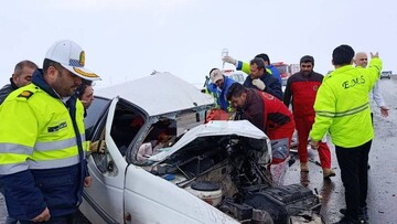 واژگونی پژو پارس در جاده شاهرود - میامی با ۳ مصدوم