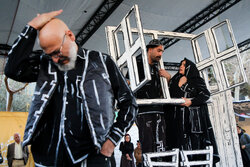 ششمین روز از بخش خیابانی جشنواره تئاتر فجر