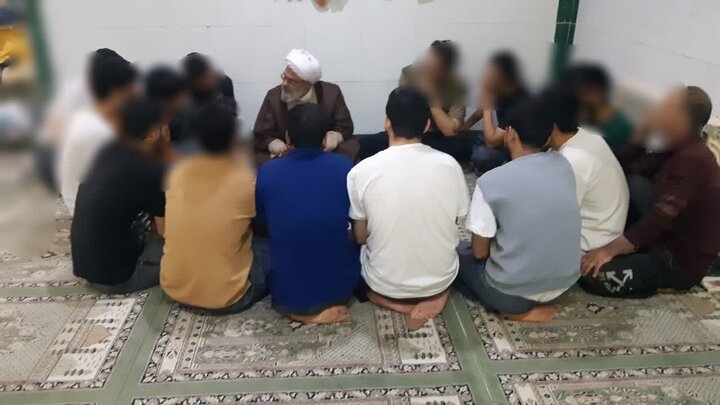 آغاز سلسله نشست‌های تبیینی با زندانیان اغتشاشات اخیر در یزد