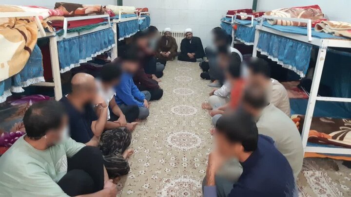 آغاز سلسله نشست‌های تبیینی با زندانیان اغتشاشات اخیر در یزد