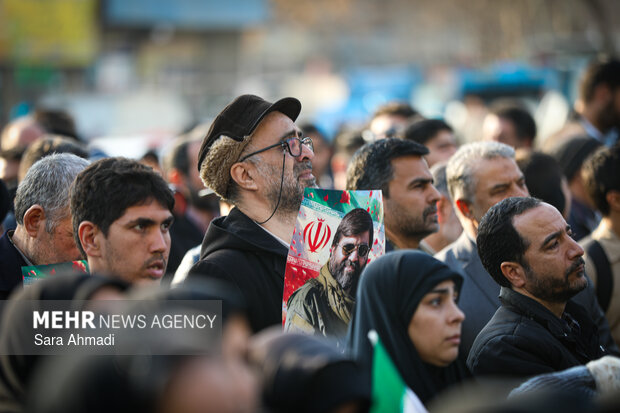 تشییع پیکر مطهر جانباز شهید مدافع امنیت «مهدی ظریف» در مشهد