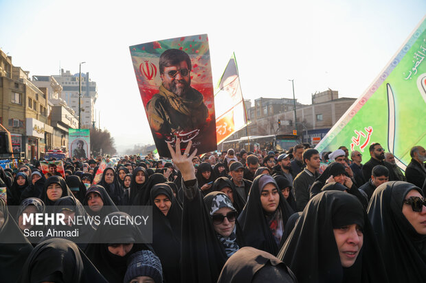 تشییع پیکر مطهر جانباز شهید مدافع امنیت «مهدی ظریف» در مشهد