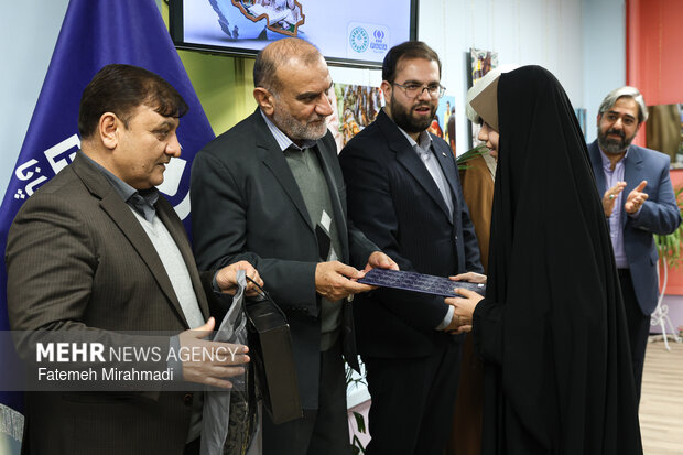 مراسم اختتامیه و نمایشگاه آثار برگزیده پویش نوراوی اعتکاف