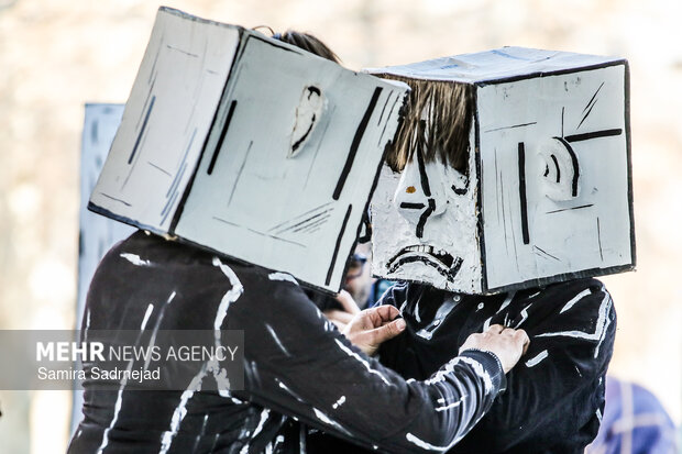 ششمین روز جشنواره تئاتر فجر