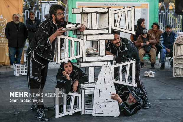 ششمین روز جشنواره تئاتر فجر