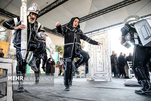 ششمین روز جشنواره تئاتر فجر