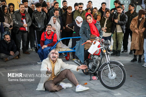 ششمین روز جشنواره تئاتر فجر