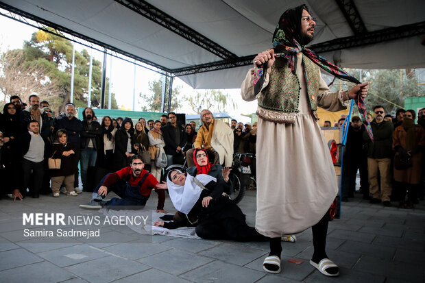 ششمین روز جشنواره تئاتر فجر