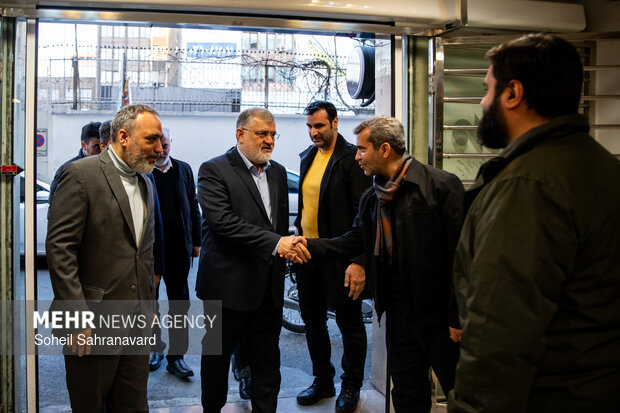 
Tehran governor visits Mehr headquarters