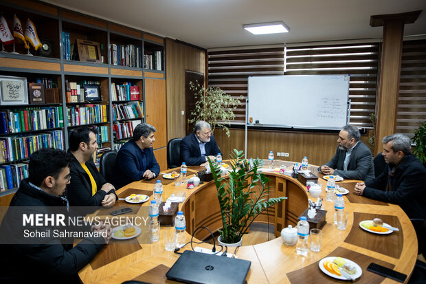 حضور استاندار تهران در گروه رسانه‌ای مهر