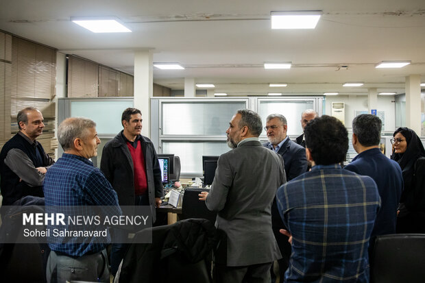 Tehran governor visits Mehr headquarters