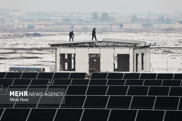 بازدید اصحاب رسانه از پروژه‌های کشاورزی و نیروگاهی در آذرشهر و بناب