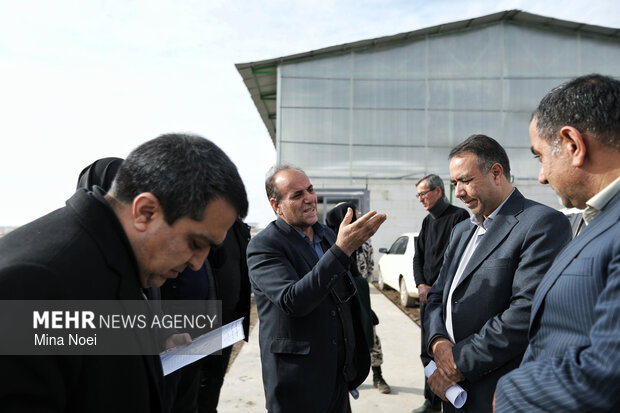 بازدید اصحاب رسانه از پروژه‌های کشاورزی و نیروگاهی در آذرشهر و بناب